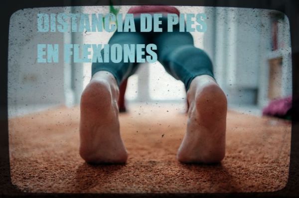 Distancia de piernas en flexiones y planchas diferencias